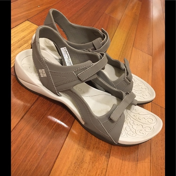 Columbia Sandals - TechLite with Omni Grip - Picture 1 of 8